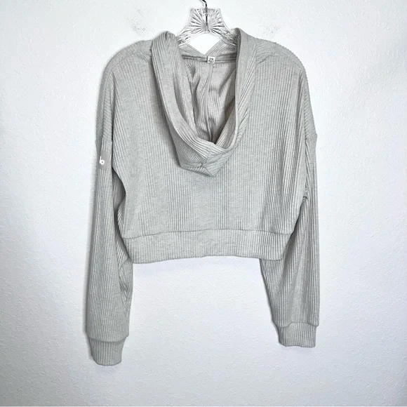 Alo Yoga Muse Hoodie Hooded Women Small Ivory Beige Crop Top Sweater Boxy Top - Picture 5 of 10